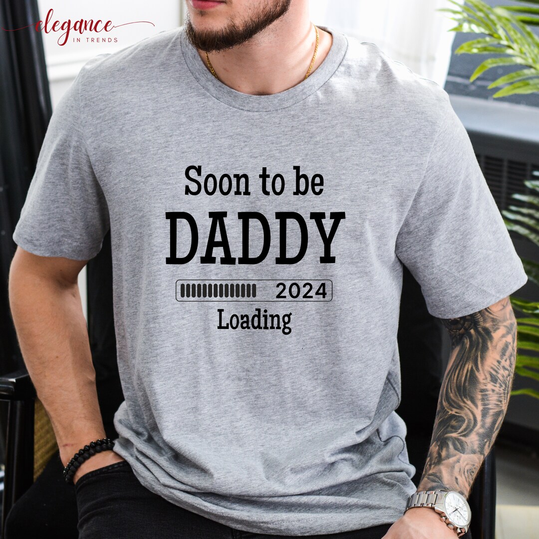 Mens Dad Est. 2020 New Dad Fathers Day Christmas Announcement T-Shirt Mens Dad Est. 2020 New Dad Fathers Day Christmas Announcement T-Shirt